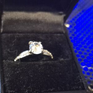 Elegant Silver filled Topaz 1.75CT Simulated Stone Sz 6